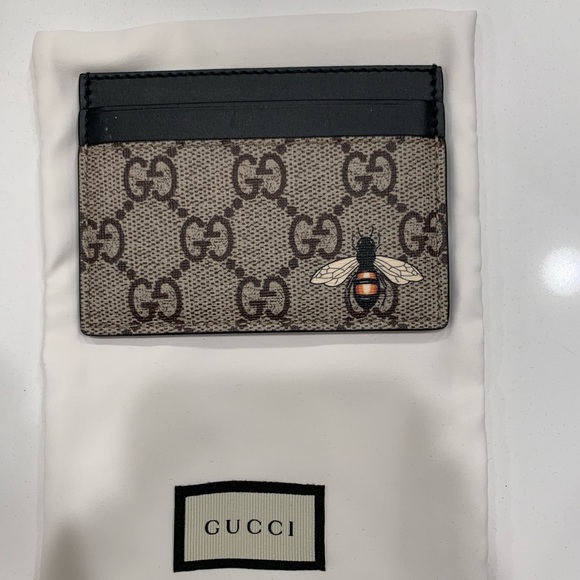 Gucci Accessories - Gucci wallet/card holder